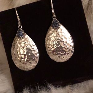 John Hardy Blue Sapphire hammered drop Earrings